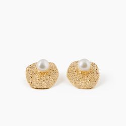 Boucles d'oreilles or texture perle blanche
