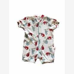 Pyjama court 1 pièce coton organique singes paresseux