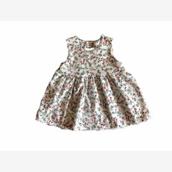 Robe en coton organique avec découpe au dos fleurs rouges