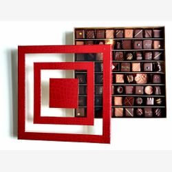 Coffret rouge labyrinthe